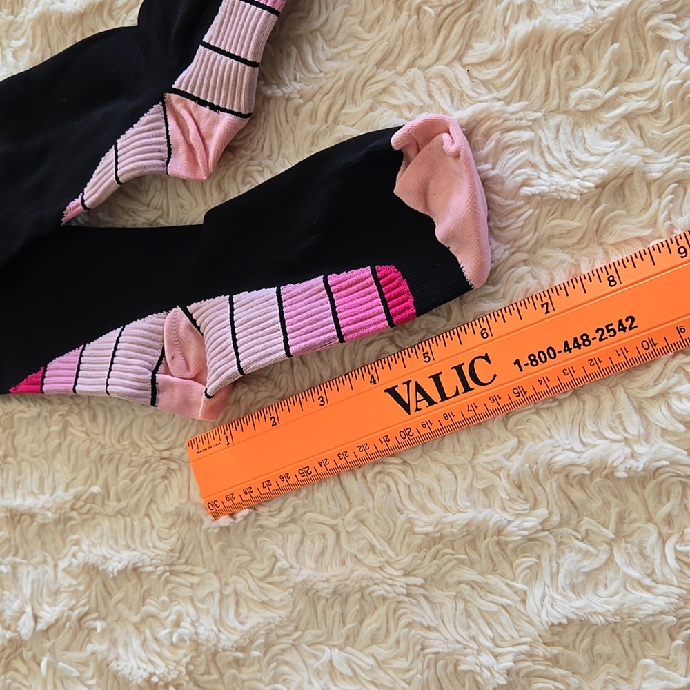 Colorful Striped Compreesion Socks Set - Picture 8 of 9